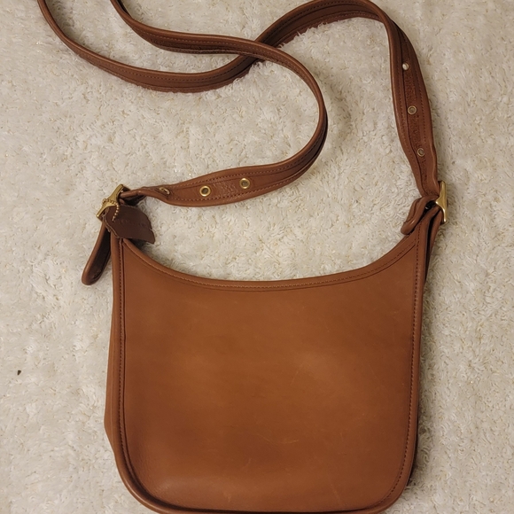 Coach Vintage Janice 9950 Leather Shoulder Bag - Picture 2 of 16
